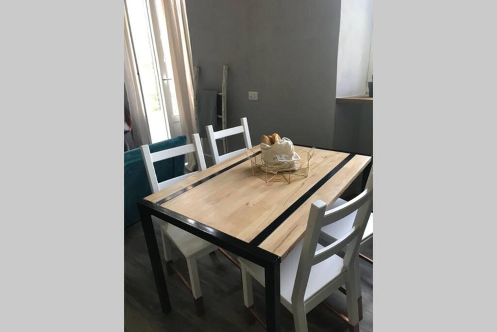 Mazzini Apartment Arona Exterior photo